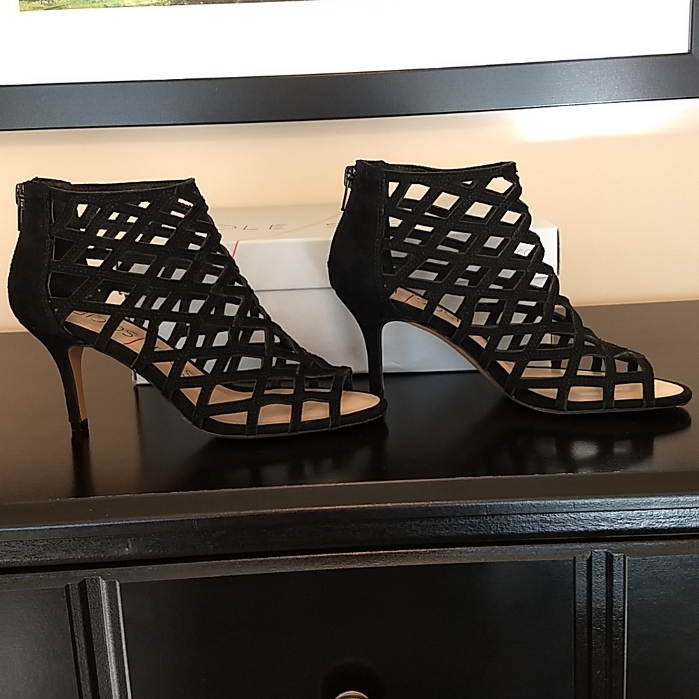 🆕🆕 STUNNING SOLE SOCIETY Portia Caged Heels🆕🆕